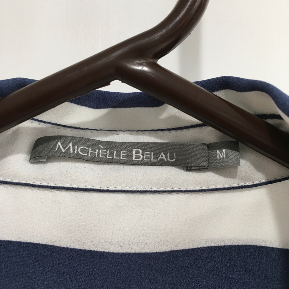 🛍 Michelle Belau Blue striped Blouse - Picture 2 of 4